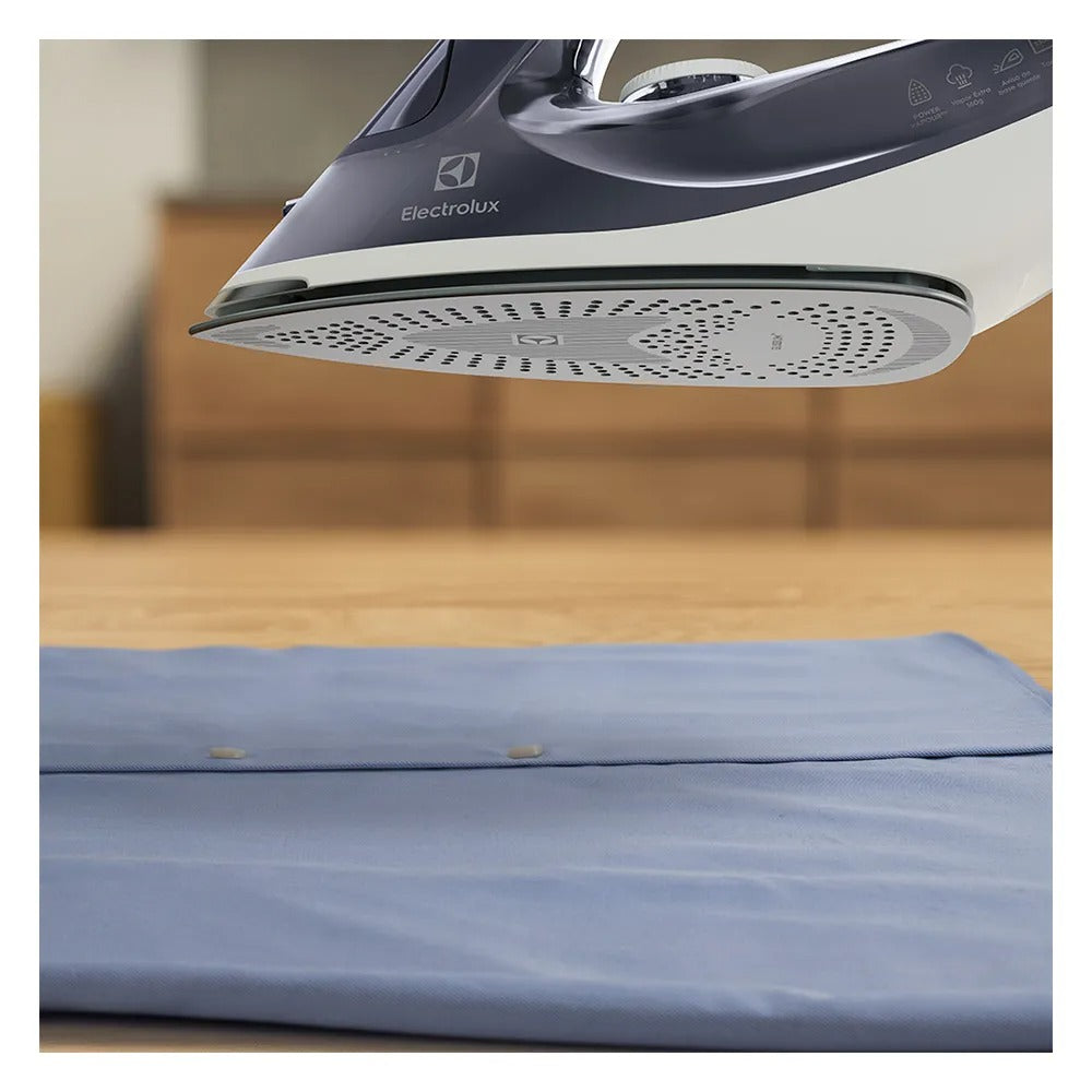 Ferro de Passar a Vapor e a Seco Electrolux Experience Care - ESI60