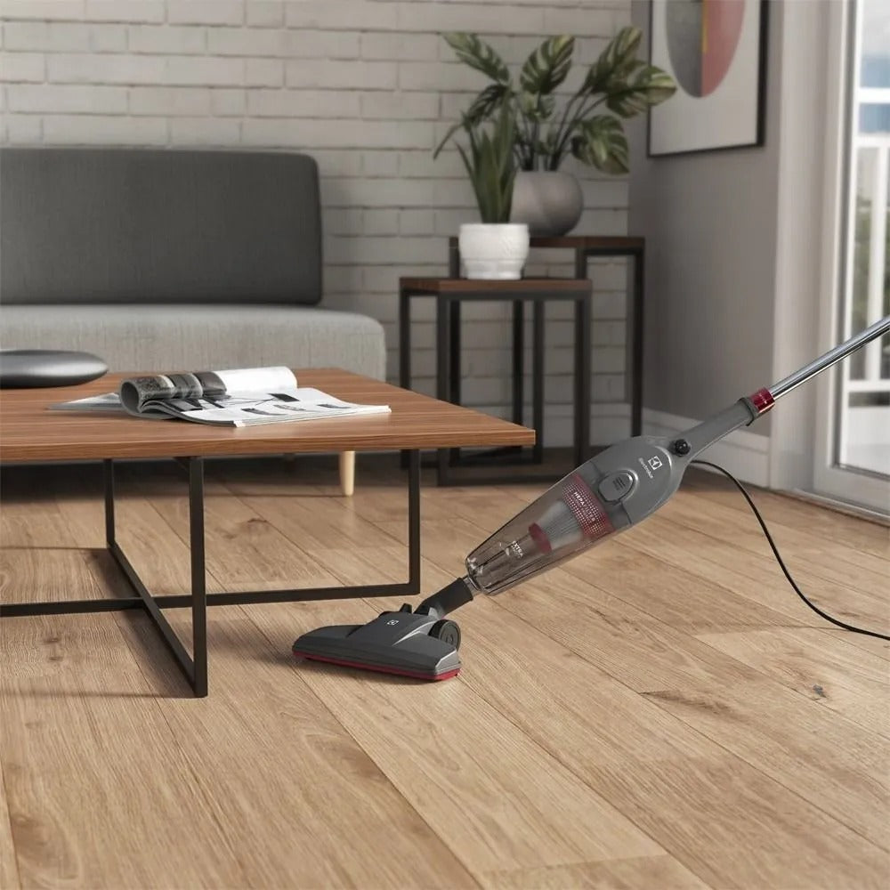 Aspirador de Pó Electrolux 2 em 1 com Capacidade de 1,6 Litros com Coletor de Filtro - STK15