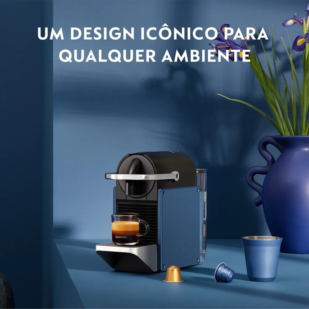 Cafeteira Nespresso Pixie Redesign Azul e Preta para Café em Cápsula