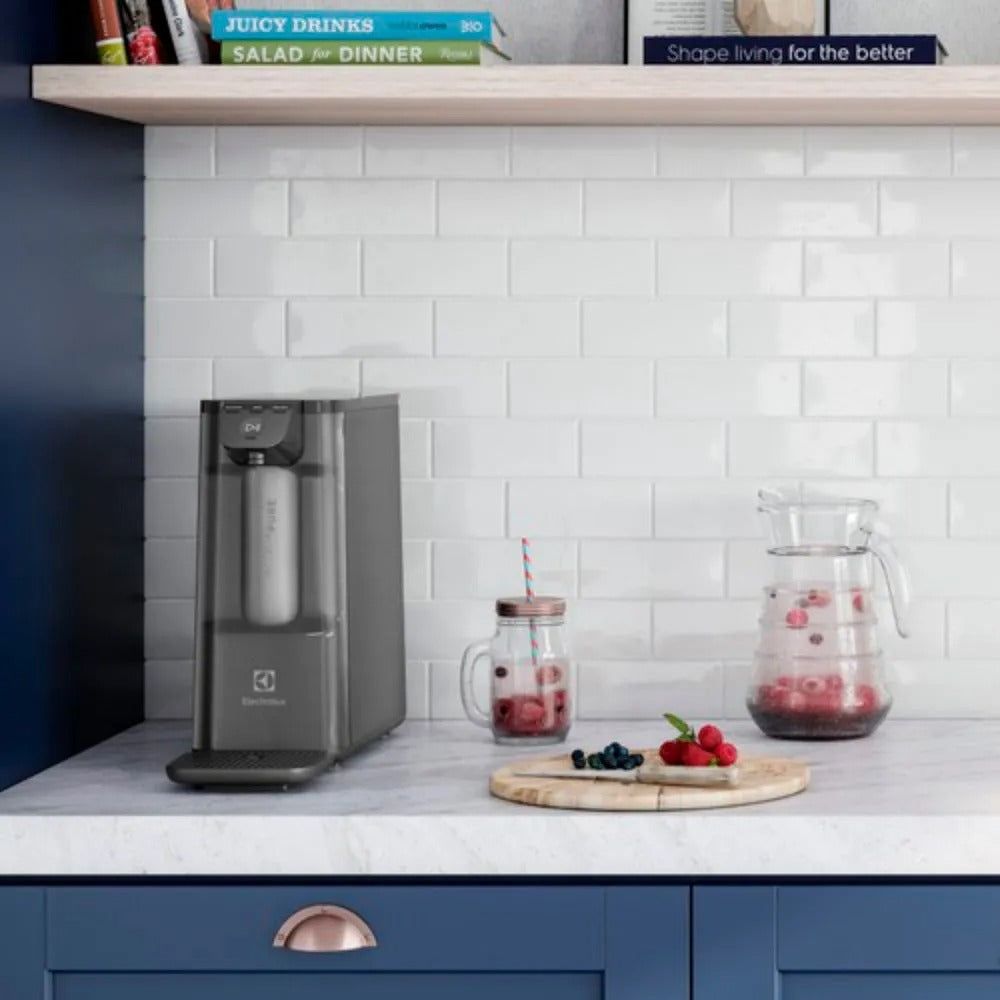 Purificador Electrolux Pure 4x Água Gelada, Fria e Natural com Painel Touch Cinza PE12G